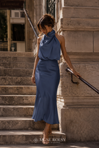 Robe en Satin Élégante