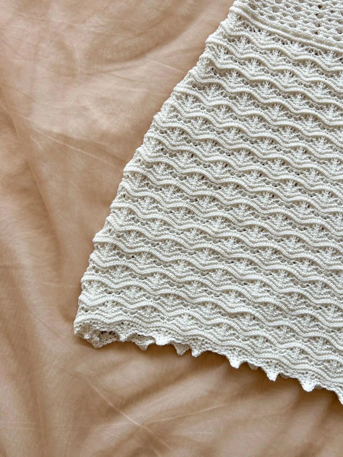 Women's White Crochet Halter Neck Sleeveless Dress