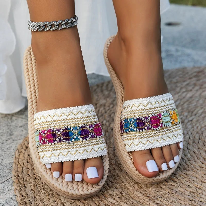 Sandales Bohème Chic à Détails Colorés